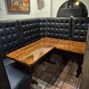 Mesa y cabinas (Nueve)