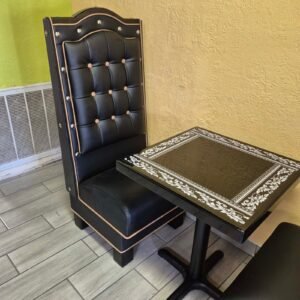 Mesa y cabinas (Seis)